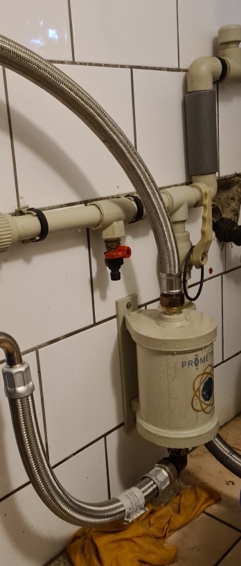 PROMETHEUS Instalace dům